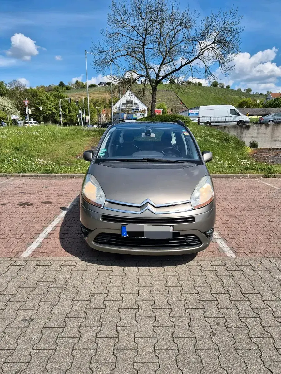 Używany Citroën C4 150 KM (110 kW) 2009 Złoty Sedan/Limuzyna