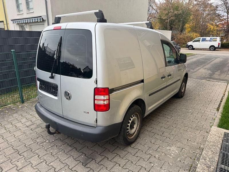 Gebraucht VW Caddy 102 PS (75 kW) 2012 Silber Van / Kleinbus