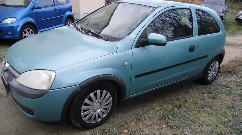 Grün Gebraucht 2002 Opel Corsa Kleinwagen | 390 € (Superpreis) - Bild 1/4