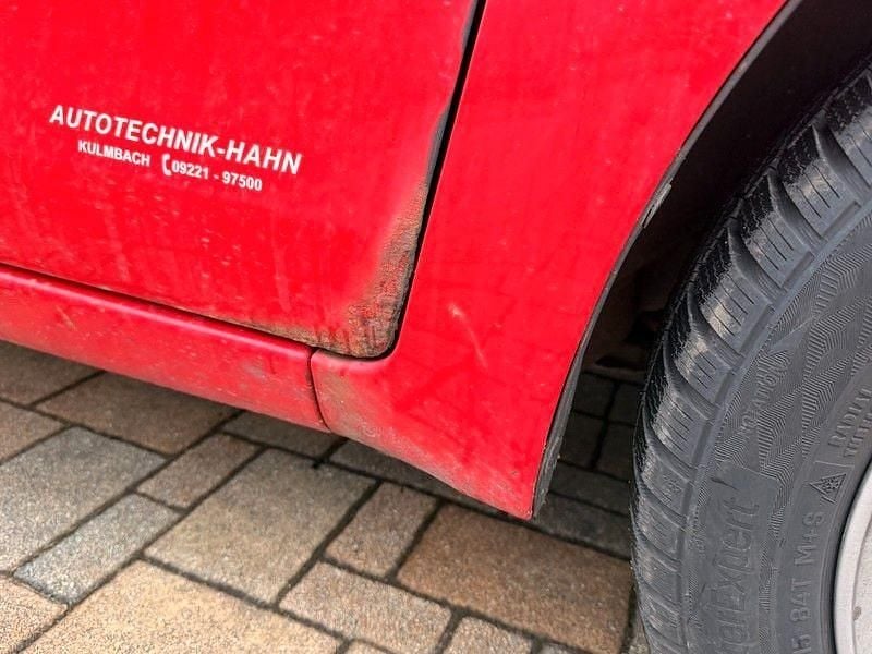 Gebraucht Toyota Yaris Cool 87 PS (63 kW) 2008 Rot Kleinwagen