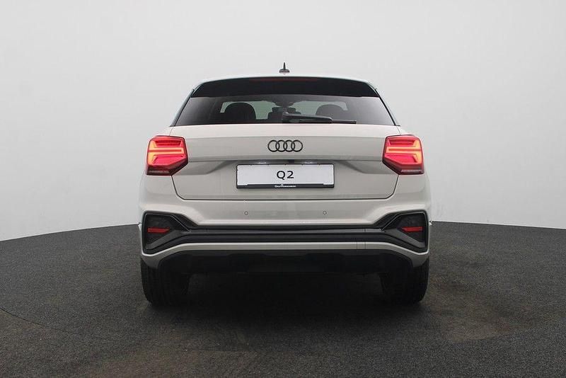 Neu Audi Q2 S-Line 150 PS (110 kW) 2025 Beige SUV