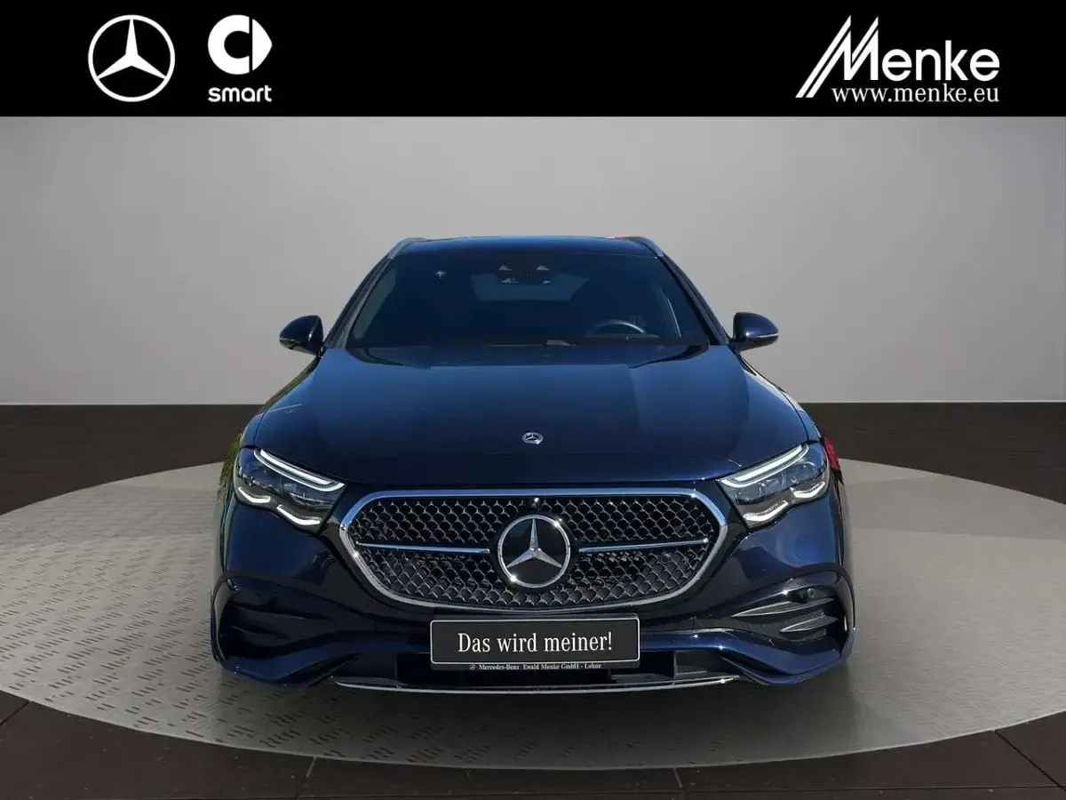 Gebraucht Mercedes E220 AMG 197 PS (144 kW) 2025 Metalliclack nautikblau metall Kombi