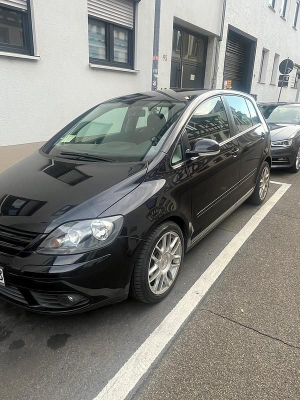 Schwarz Gebraucht 2005 VW Golf Plus Cross Van / Kleinbus | 3.750 € (Teuer) - Bild 1/4