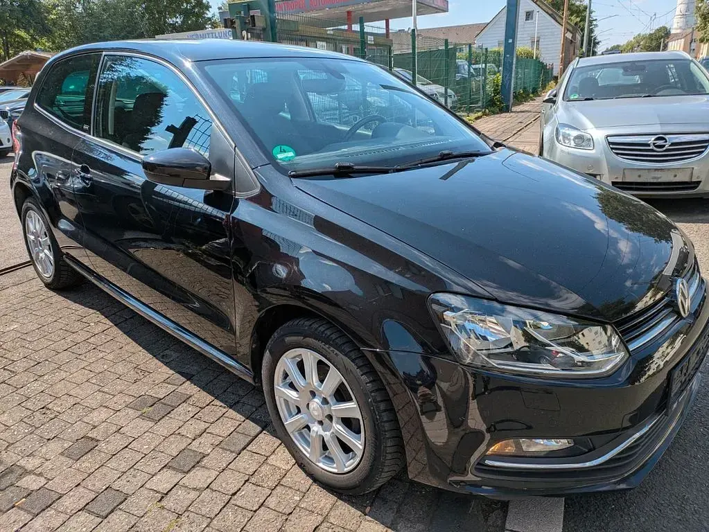Gebraucht VW Polo Allstar 90 PS (66 kW) 2016 Schwarz Limousine