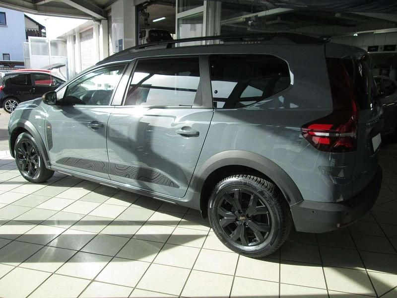 Gebraucht Dacia Jogger Extreme 110 PS (80 kW) 2024 Grau Van / Kleinbus