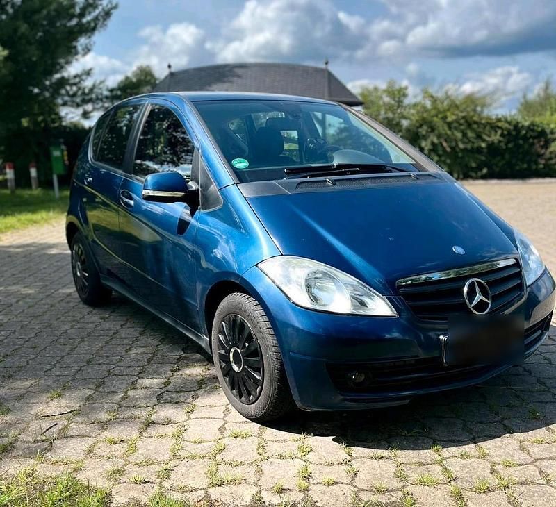 Blau Gebraucht 2008 Mercedes A150 Limousine | 2.400 € (Superpreis) - Bild 1/4