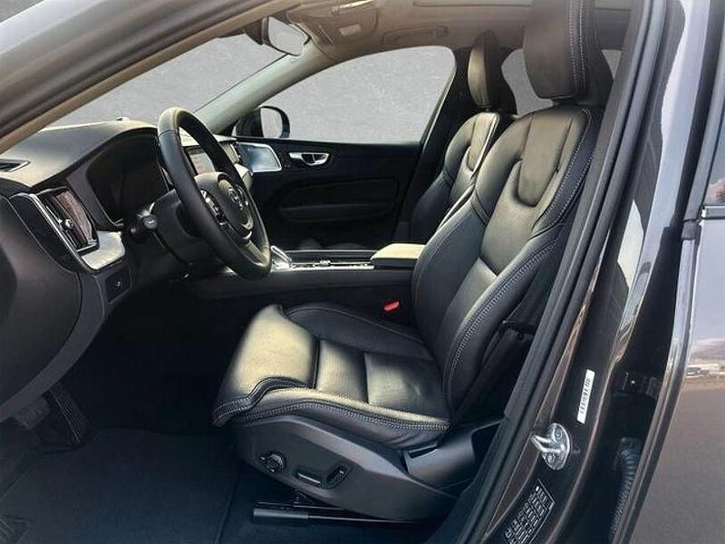 Gebraucht Volvo XC60 Ultra 250 PS (183 kW) 2025 Platinum grey SUV