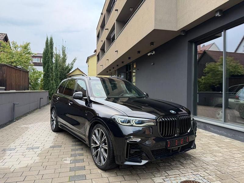 Schwarz Gebraucht 2021 BMW X7 Performance SUV | 54.777 € (Fairer Preis) - Bild 1/4