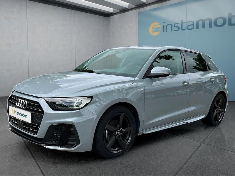 Grau Gebraucht 2024 Audi A1 Sportback Kleinwagen | 24.699 € (Fairer Preis) - Bild 1/4
