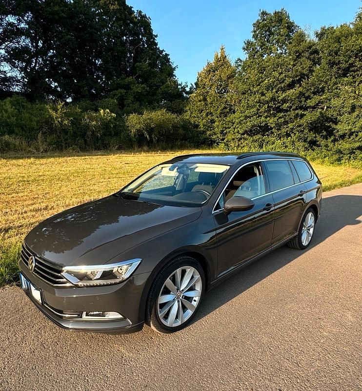 Gebraucht VW Passat Highline 150 PS (110 kW) 2014 Grau Kombi