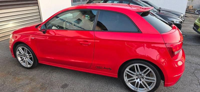 Gebraucht Audi A1 S-Line 185 PS (136 kW) 2011 Rot Kleinwagen