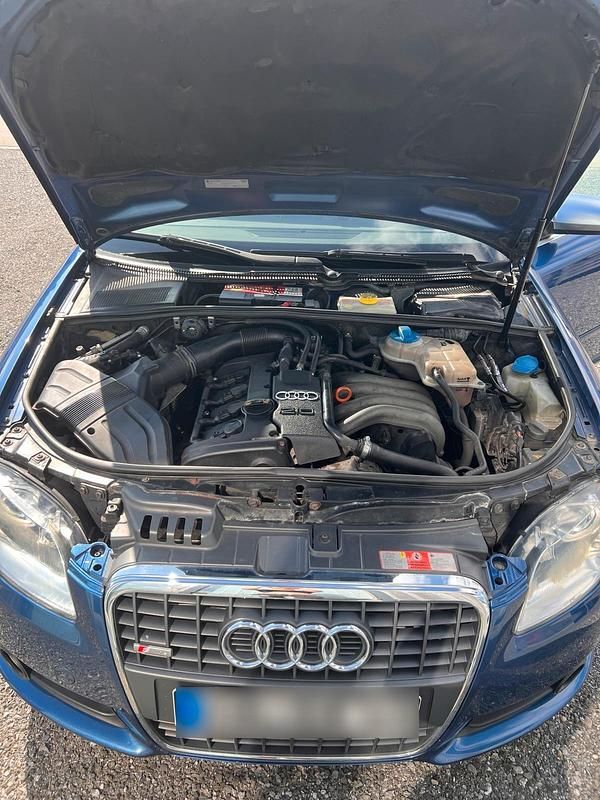 Gebraucht Audi A4 S-Line 131 PS (96 kW) 2007 Blau Limousine