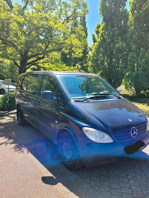 Gebraucht 2004 Mercedes Vito Van / Kleinbus | 3.700 € (Fairer Preis) - Bild 1/4