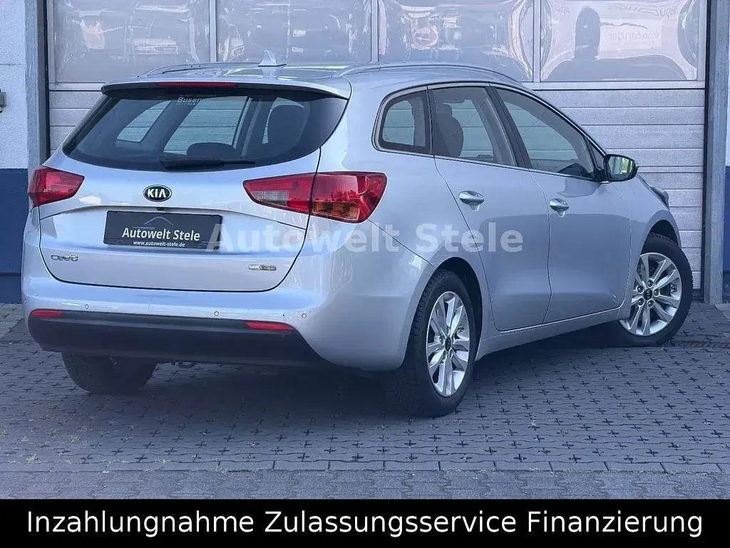 Gebraucht Kia Ceed Sportswagon 136 PS (100 kW) 2017 Silber Kombi