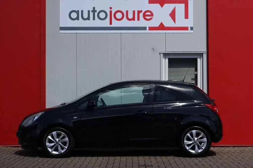 Gebraucht Opel Corsa Business 97 PS (71 kW) 2014 Schwarz Kleinwagen