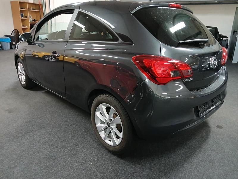 Gebraucht Opel Corsa Active 69 PS (50 kW) 2017 Grau Kleinwagen