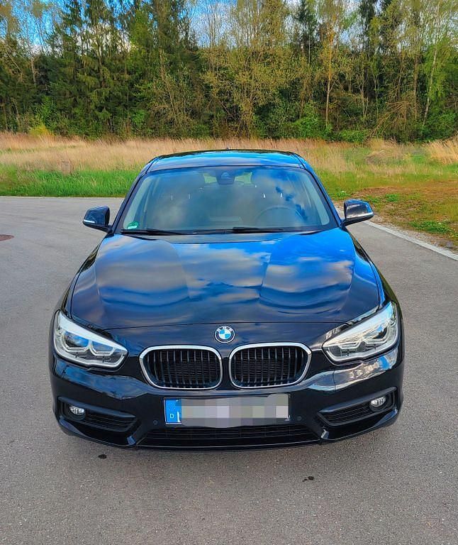 Gebraucht BMW 118 Advantage 150 PS (110 kW) 2017 Schwarz Kleinwagen
