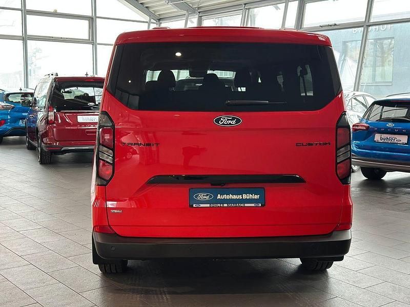 Gebraucht Ford Transit Custom Trend 232 PS (170 kW) 2025 Racerot Van / Kleinbus