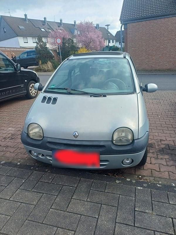 Gebraucht Renault Twingo Authentique 58 PS (42 kW) 2002 Silber Kleinwagen