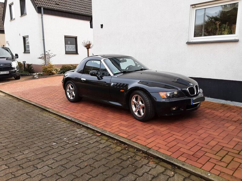 Schwarz Gebraucht 1998 BMW Z3 Cabrio | 7.950 € (Guter Preis) - Bild 1/4