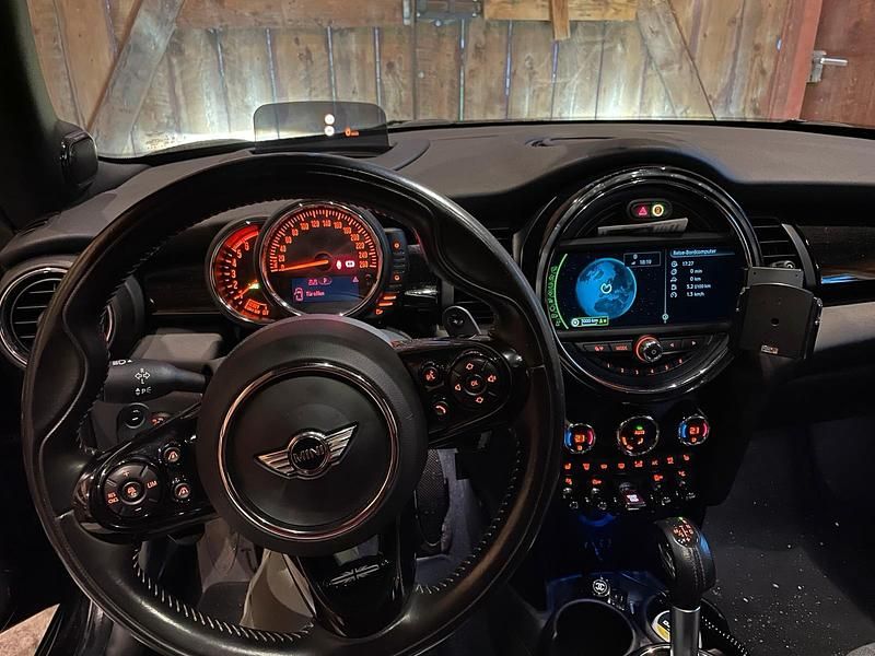 Gebraucht Mini Cooper SD 170 PS (125 kW) 2016 Schwarz Kleinwagen