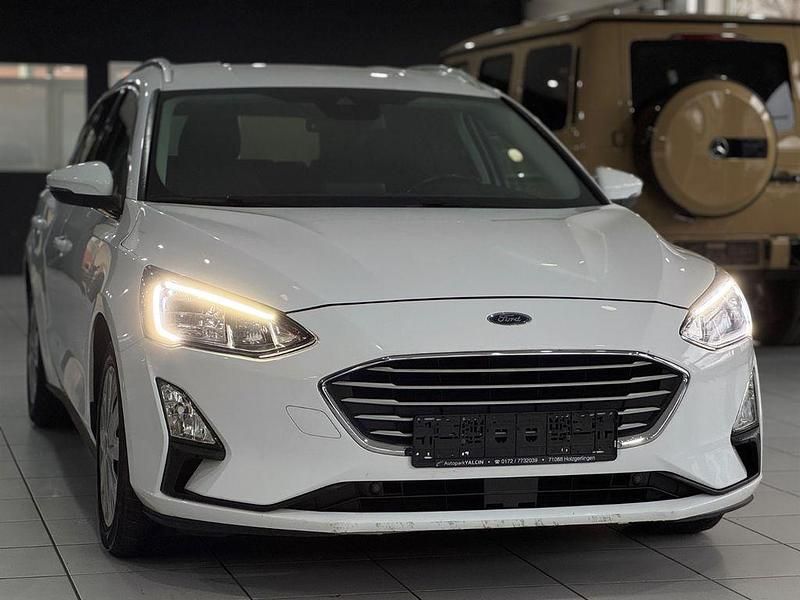 Gebraucht Ford Focus 120 PS (88 kW) 2020 Weiß Limousine