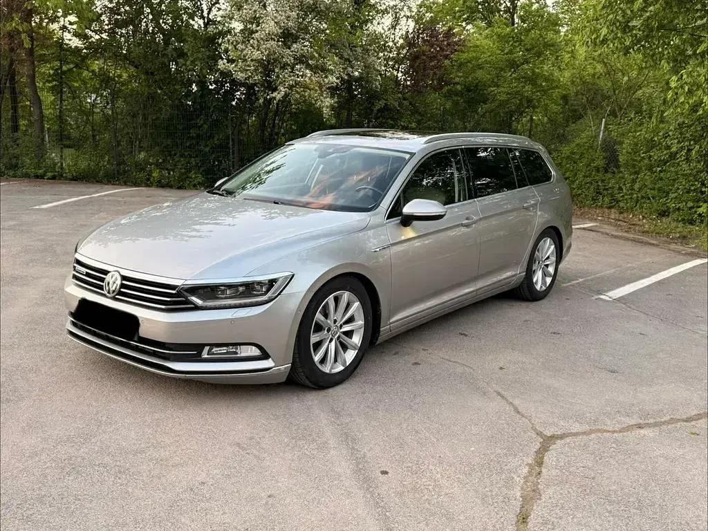 Usata VW Passat Highline 150 CV (110 kW) 2016 Argento Station wagon