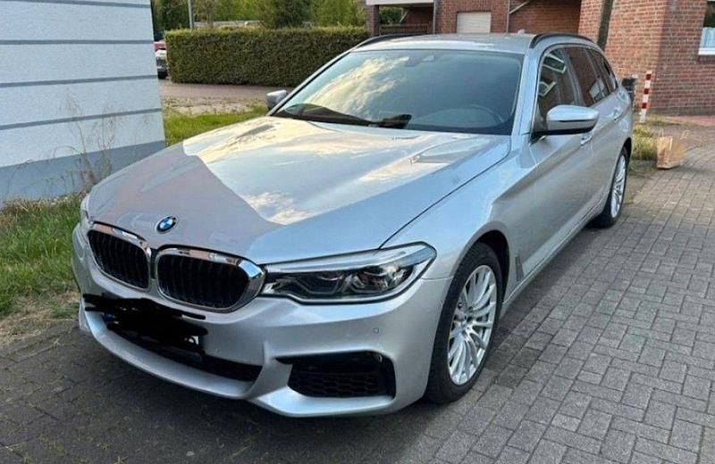 Gebraucht BMW 530 265 PS (194 kW) 2018 Silber Kombi