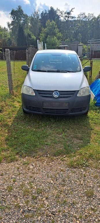 Weiß Gebraucht 2007 VW Fox Kleinwagen | 650 € (Guter Preis) - Bild 1/4