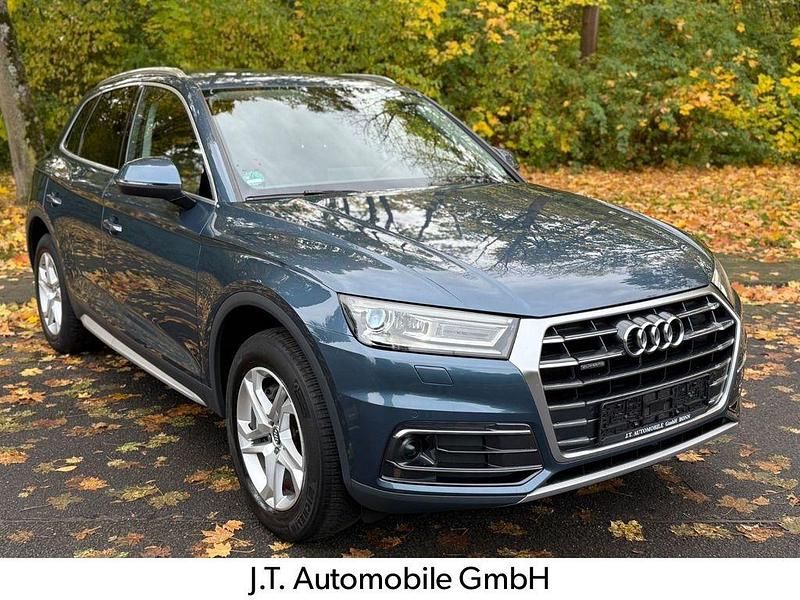Blau Gebraucht 2017 Audi Q5 Design SUV | 22.999 € (Guter Preis) - Bild 1/4