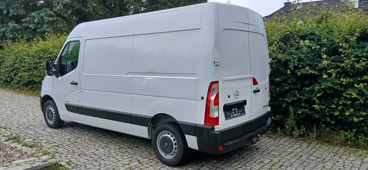 Gebraucht Opel Movano 125 PS (91 kW) 2016 Weiß Van / Kleinbus
