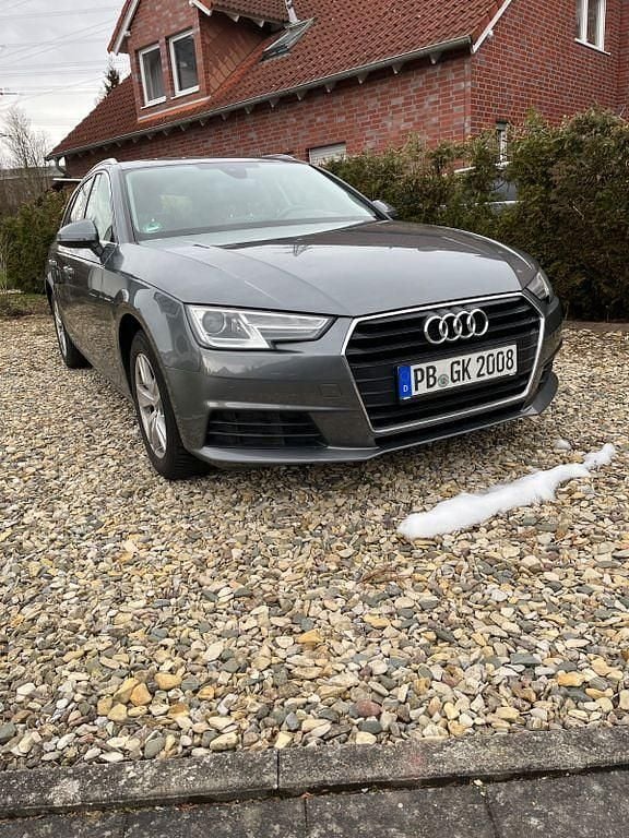 Gebraucht Audi A4 150 PS (110 kW) 2017 Grau Kombi