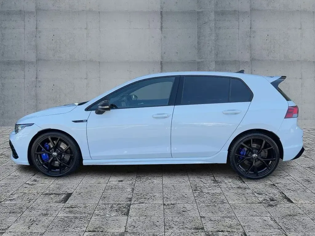 Gebraucht VW Golf VIII R 320 PS (235 kW) 2023 Weiß Limousine