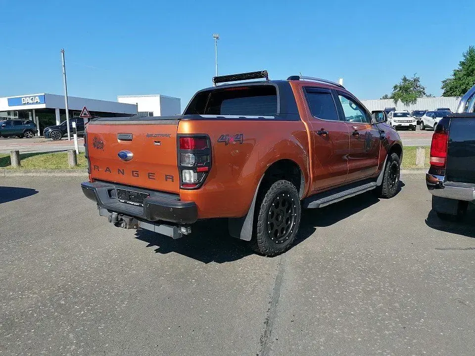 Gebraucht Ford Ranger Wildtrack 200 PS (147 kW) 2016 Pride orange Pickup