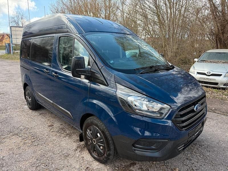 Gebraucht Ford Transit 131 PS (96 kW) 2018 Blau Kombi