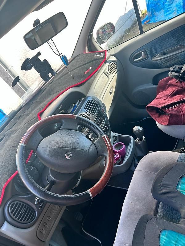 Gebraucht Renault Mégane II 107 PS (78 kW) 2003 Rot Limousine