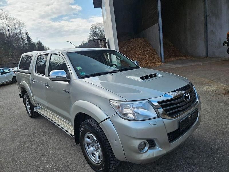 Gebraucht Toyota HiLux 171 PS (125 kW) 2013 Grau Pickup