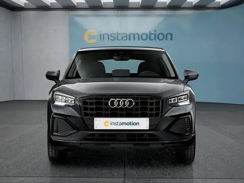 Gebraucht Audi Q2 150 PS (110 kW) 2025 Grau SUV