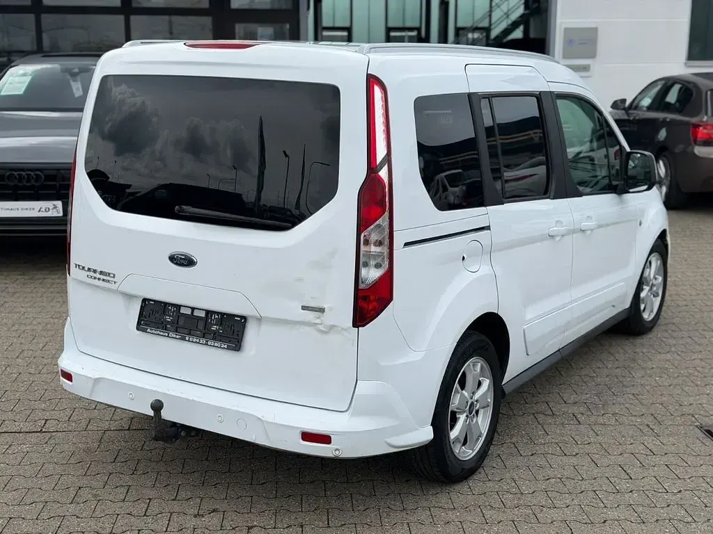 Gebraucht Ford Tourneo Connect Titanium 101 PS (74 kW) 2017 Weiß Van / Kleinbus