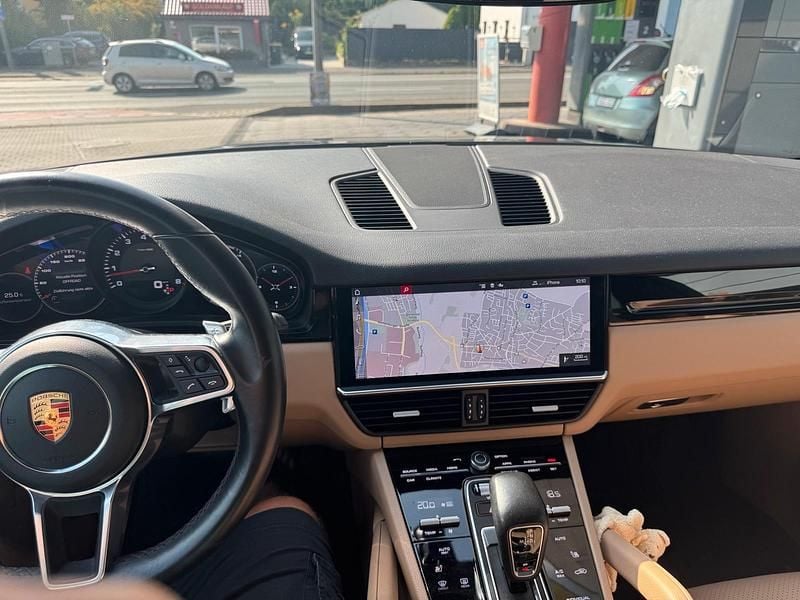 Andere farben Gebraucht 2019 Porsche Cayenne SUV | 52.900 € (Superpreis) - Bild 1/4