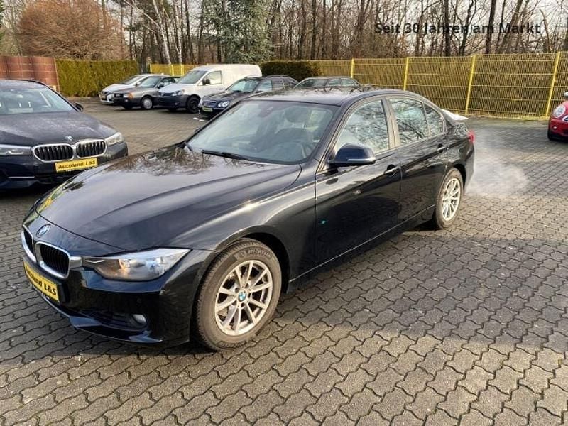 Gebraucht BMW 320 Comfort Edition 184 PS (135 kW) 2014 Schwarz Limousine