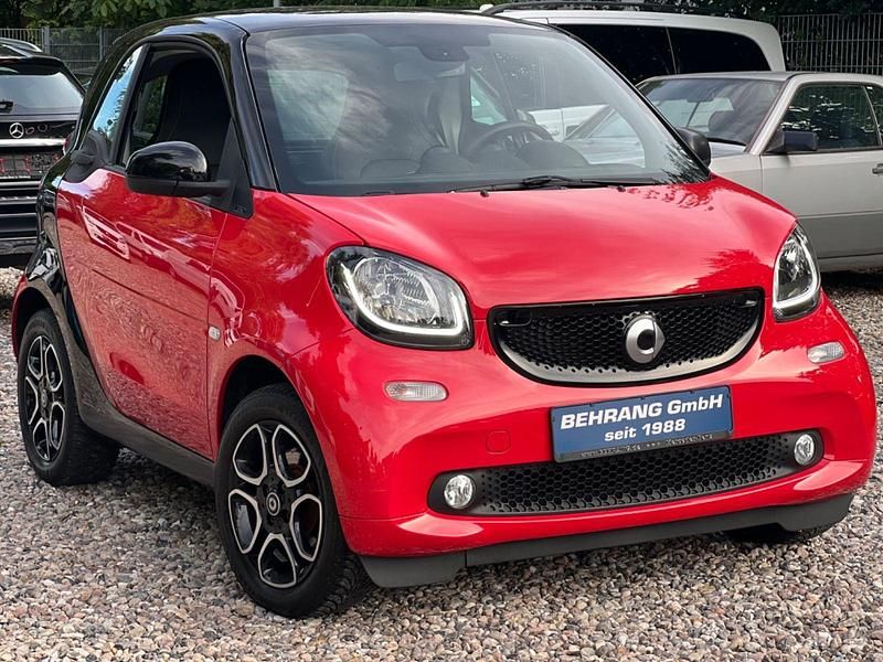 Rot Gebraucht 2018 Smart ForTwo Coupé Prime Kleinwagen | 14.795 € (Fairer Preis) - Bild 1/4