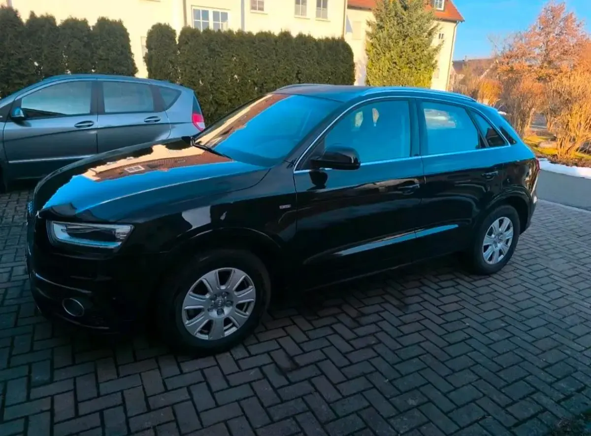 Gebraucht Audi Q3 S-Line 177 PS (130 kW) 2013 Schwarz SUV