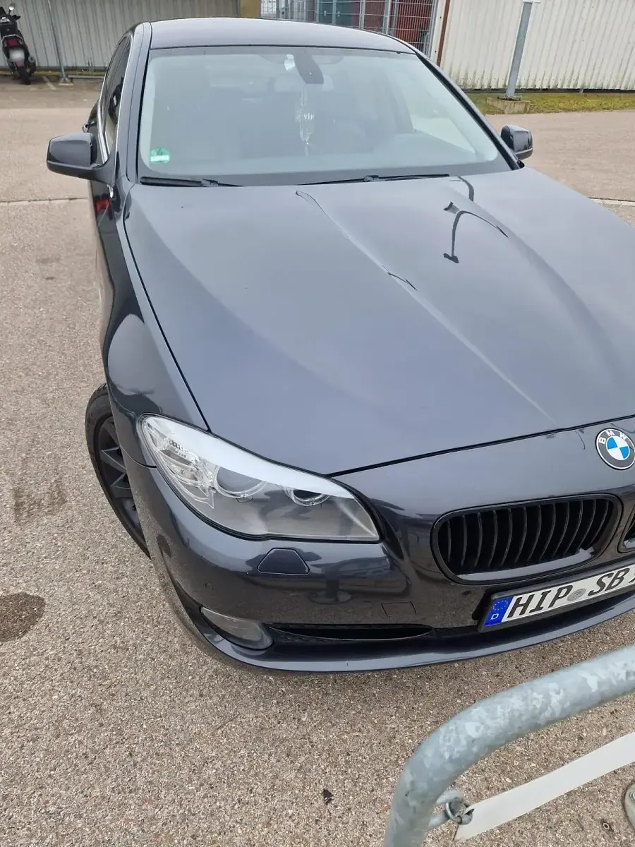 Gebraucht BMW 528 258 PS (189 kW) 2011 Grau Limousine