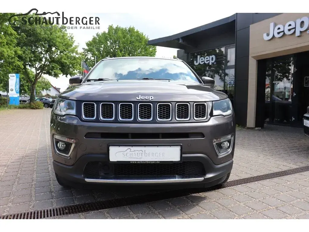 Gebraucht Jeep Compass Limited 150 PS (110 kW) 2021 Grau SUV
