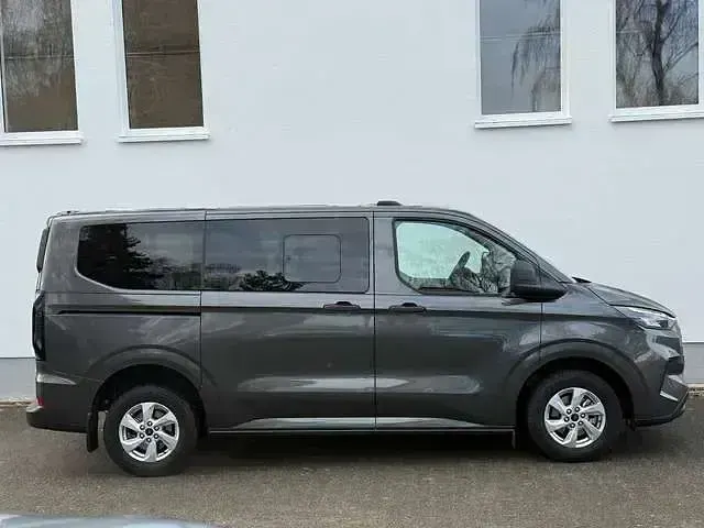 Gebraucht Ford Tourneo Custom Trend 170 PS (125 kW) 2025 Grau Van