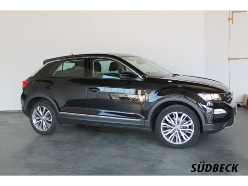 Gebraucht VW T-Roc Active 150 PS (110 kW) 2018 Deep black perleffekt (metallic) SUV