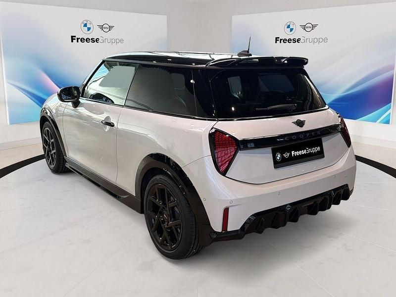Gebraucht Mini Cooper 156 PS (114 kW) 2024 Weiß Kleinwagen