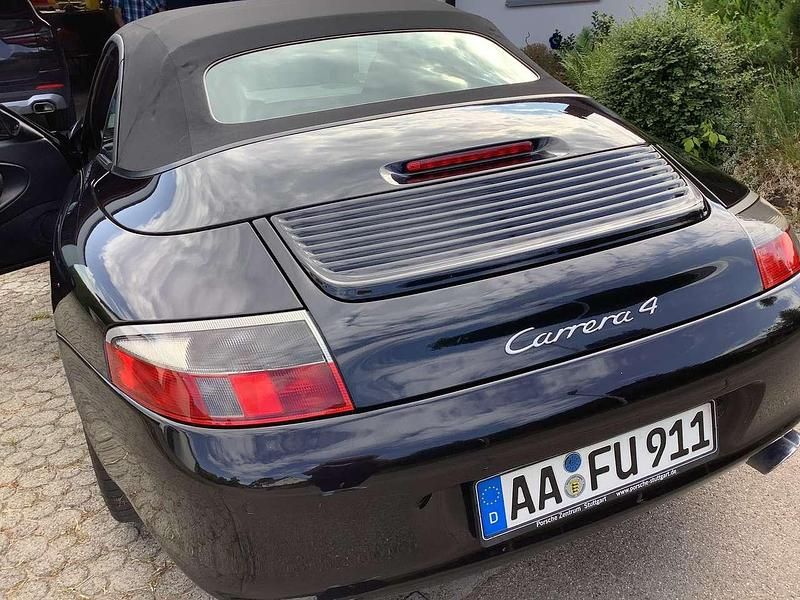 Schwarz Gebraucht 2003 Porsche 911 Carrera 4 Cabriolet Cabrio | 47.999 € - Bild 1/4