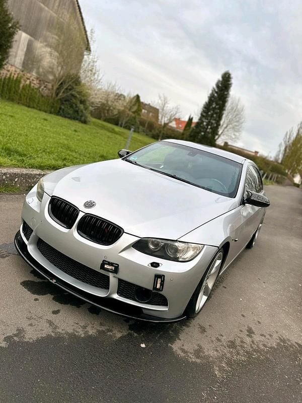 Gebraucht BMW 335 306 PS (225 kW) 2006 Grau Coupé
